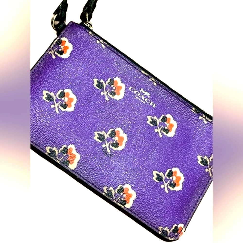 Coach F56027 Purple Bramble Rose PVC Leather Zip Wristlet - Picture 2 of 9
